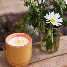 Load image into Gallery viewer, Garden Vibes Candle/Planter 2-in-1: Golden Moments - Sage