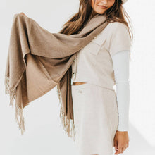 Load image into Gallery viewer, Cozy Cashmere Essential Travel Scarf