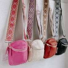 Load image into Gallery viewer, Ellie Crossbody Bag Metallics *AS SEEN IN ANTHROPOLOGIE*