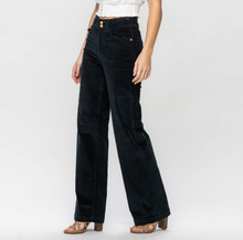 Load image into Gallery viewer, Elena Emerald Corduroy Trouser(Curvy)