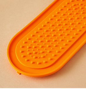 Oval Lick Mat w/Suction